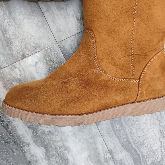 Cat & Jack Girls Size 4 Faux Suede Sherpa Insulated Full Zip Boot - Picture 11 of 13